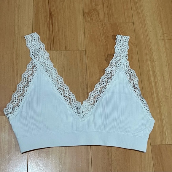 White Lace Trim Bralette - Picture 1 of 3